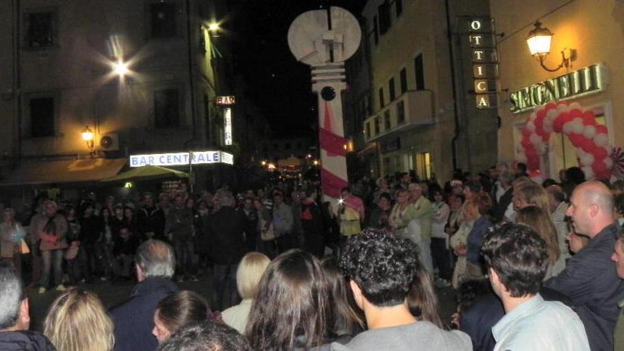 Commercio in festa La ville lumiere accende Ponsacco