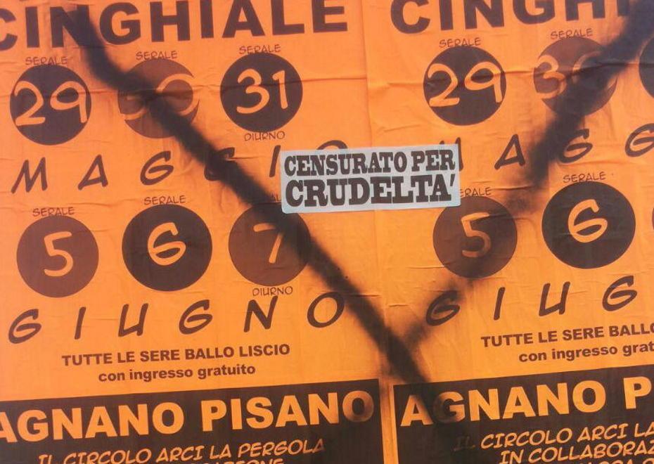 Imbrattati i manifesti della sagra 