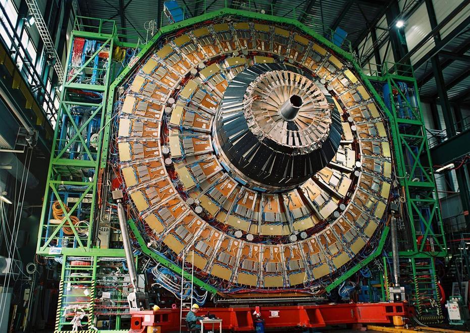 Un pisano docente di fisica lavora sul bosone di Higgs 