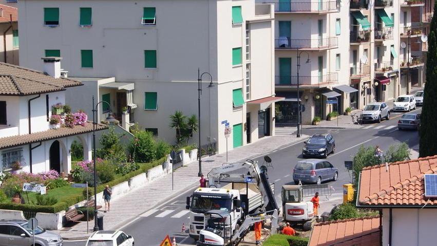 Arriva lo sfratto esecutivo «Mi incateno in Comune»