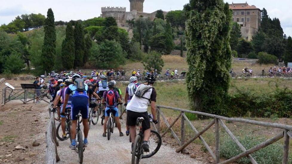 Al via la due giorni di sport e natura nel golfo di Baratti