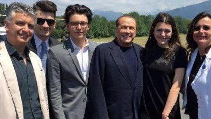 Silvio Berlusconi oggi pomeriggio al pontile di Tonfano