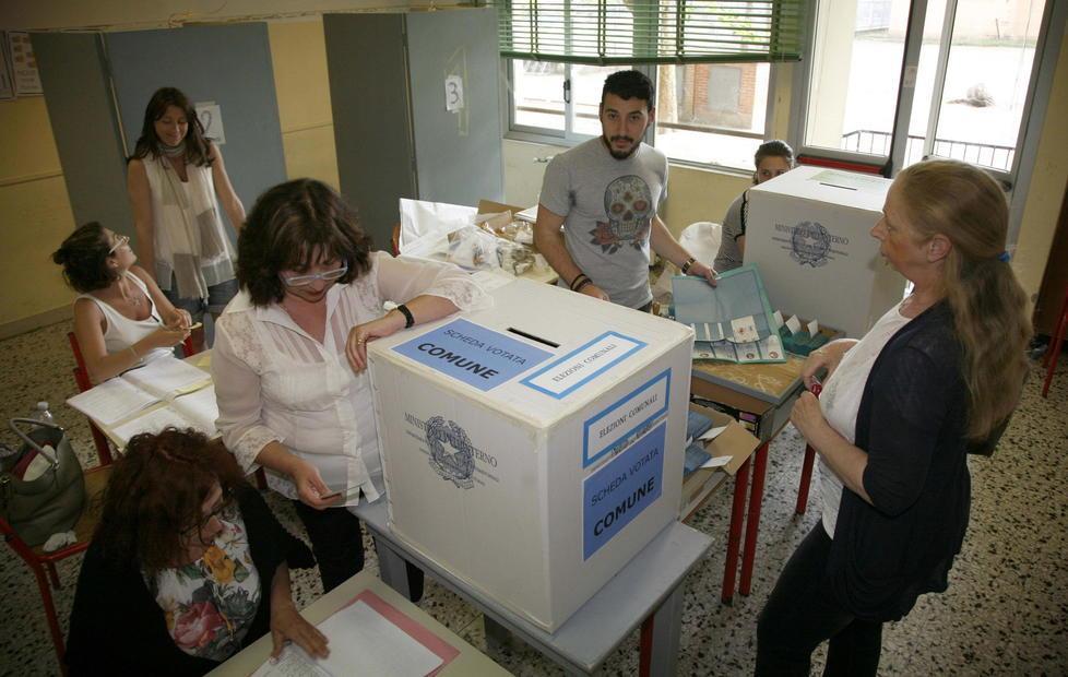 La questione giudiziaria infiamma lo scontro 