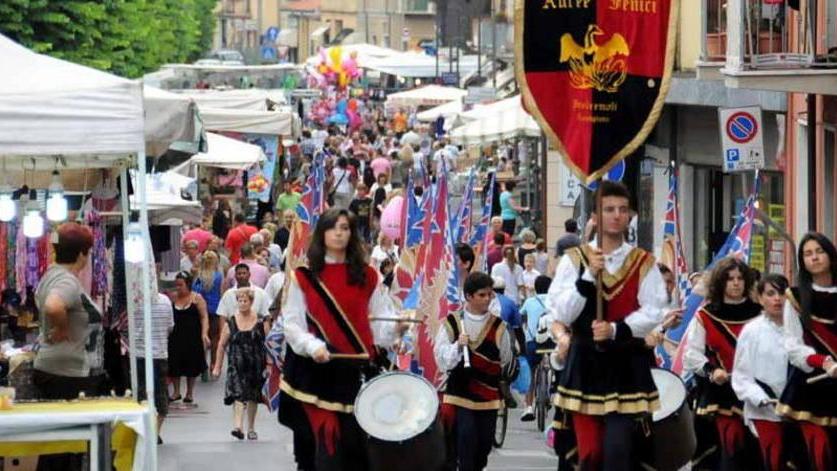 «Salvate la festa Avenza Medievale»