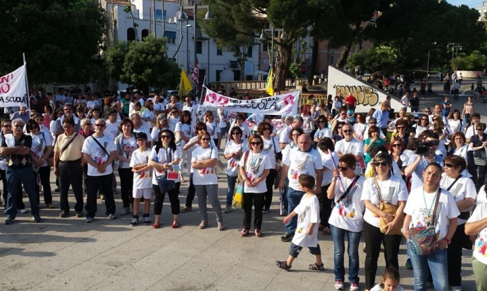 Docenti in piazza contro il ddl Renzi
