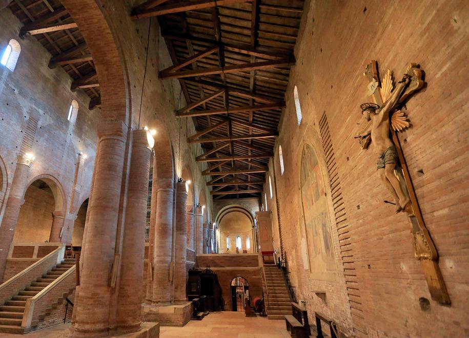 Dopo tre anni riapre, con un percorso di visite guidate, l’abbazia di Nonantola 