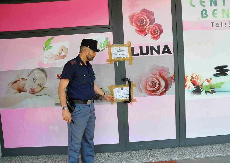 Incontri a luci rosse al Centro massaggi la polizia lo chiude 