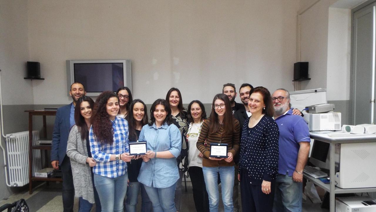 Le alunne del liceo Lorenzini di Pescia premiate nel concorso Radioazioni