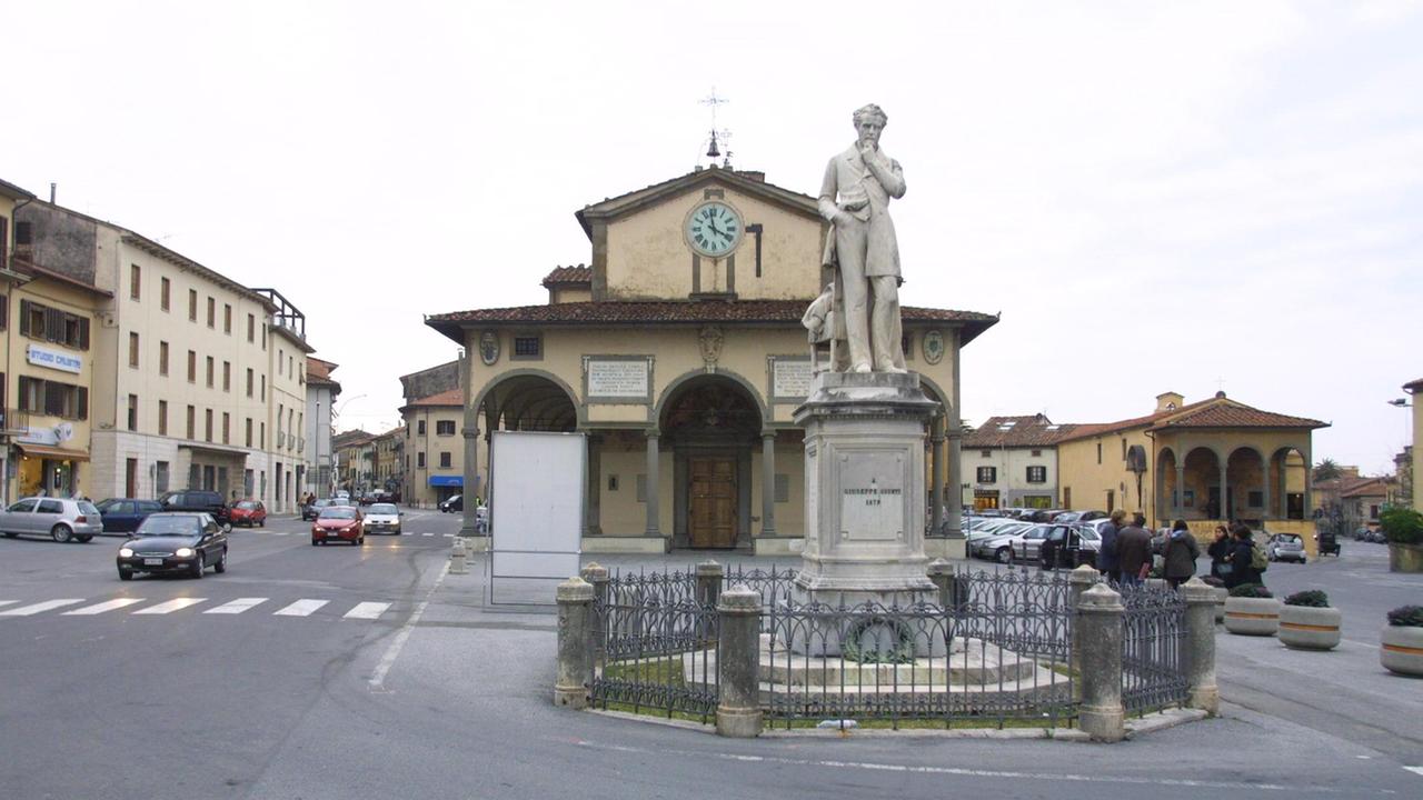 La statua di Giusti a Monsummano che potrebbe essere spostata