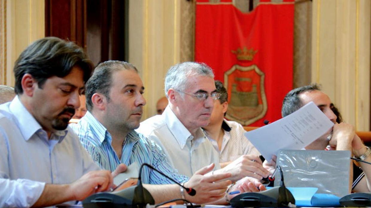 Consiglio comunale: un gruppo di esponenti M5S