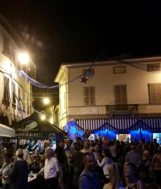 In cinquemila per “Butique Musique” 