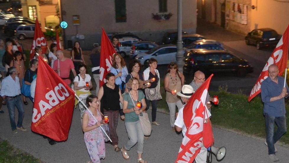 Fiaccolata contro la “buona scuola”
