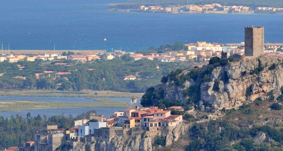 Posada, un paese con un mare da favola 