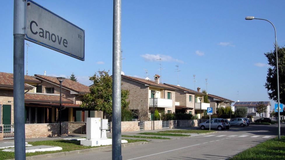Ladri in due appartamenti: bottino di 20mila euro