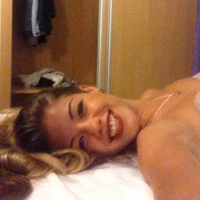 Una foto sorridente di Elisa Pezzini tratta dal suo profilo Facebook