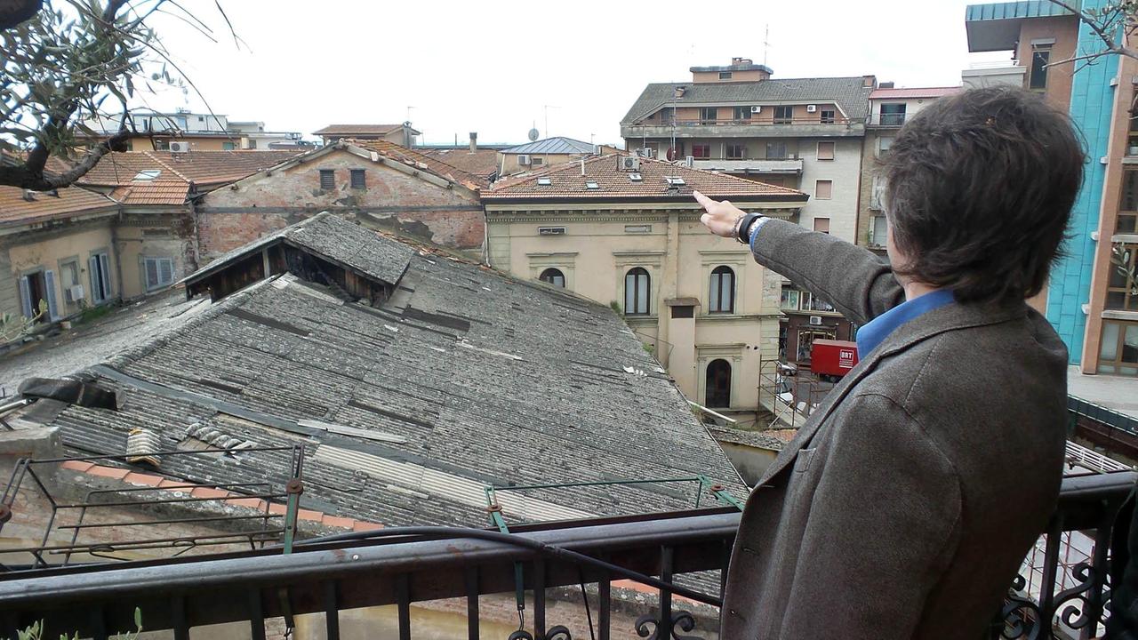 La copertura fatiscente del cinema Adriano