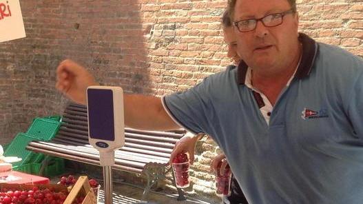 Tanta gente tra i boschi per la Mangialonga 2015