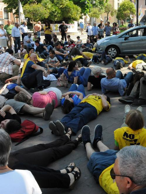 A Nuoro anche i candidati in piazza 