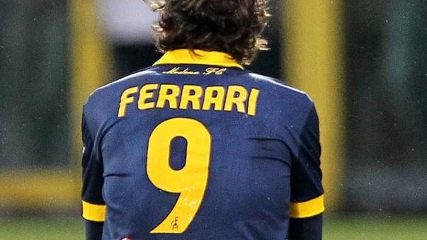 Ferrari, tafferugli con i tifosi, il padre inveisce su Facebook