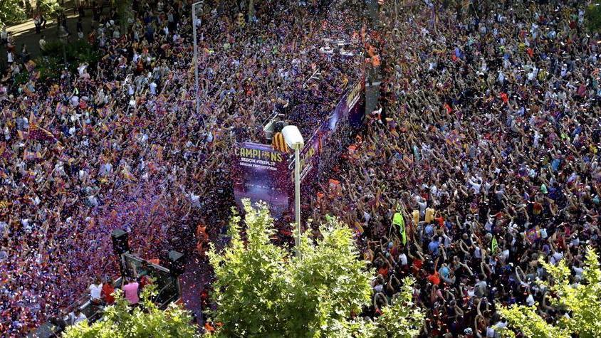 Un bagno di folla la festa blaugrana