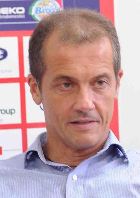 Pistoia Basket, ultimatum a Paolo Moretti