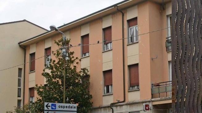 Aggredito e rapinato all’uscita del pub