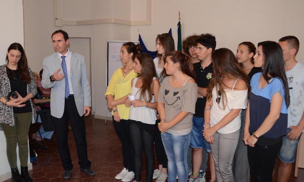  Cooperazione, il liceo Rosmini racconta sei mesi di attività 