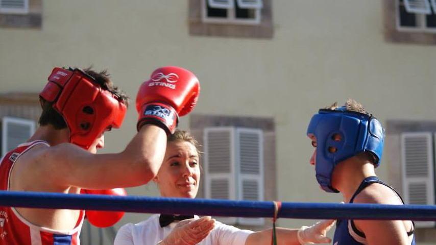 Boxe spettacolo sul ring in Cortile degli Svizzeri