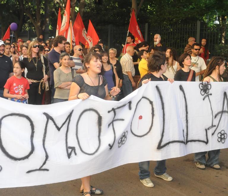 «Non abbastanza gay», asilo negato ai migranti 