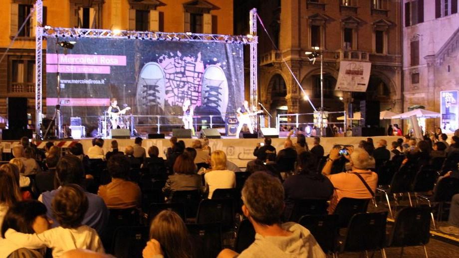 “Mercoledì rosa” alle porte È partito il conto alla rovescia