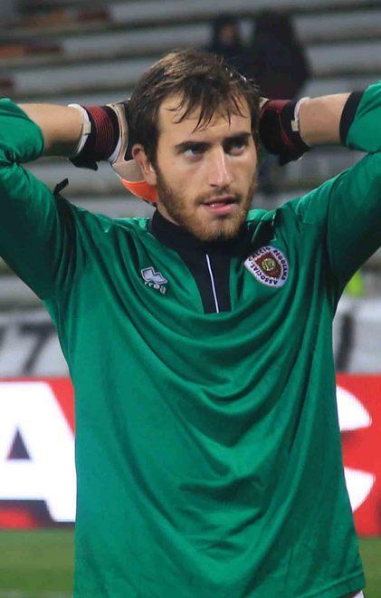 Il portiere Andrea Sala prenderà il posto di Feola 
