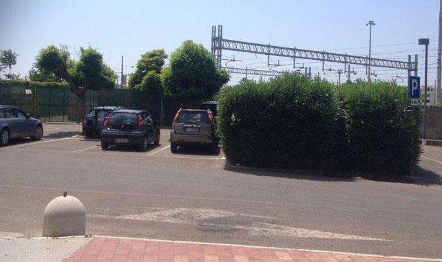 Il parcheggio in cui si trovava l'auto