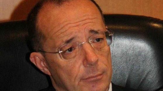 Falso cieco tradito dal foulard del vigile