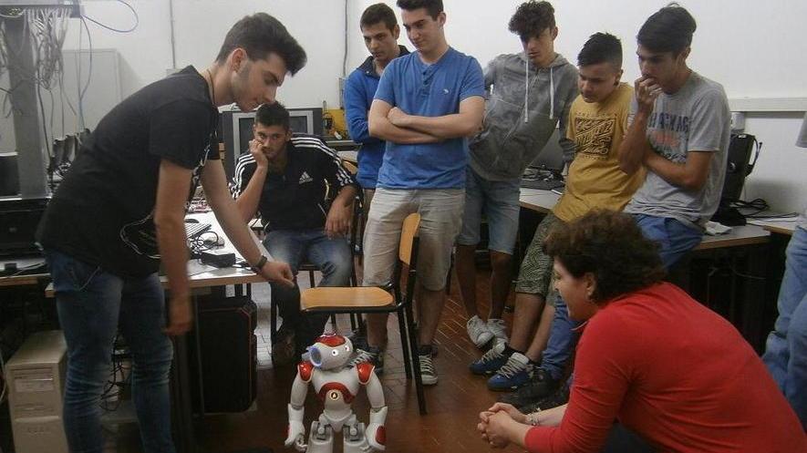 Nao, un robot per amico all’istituto Pacinotti