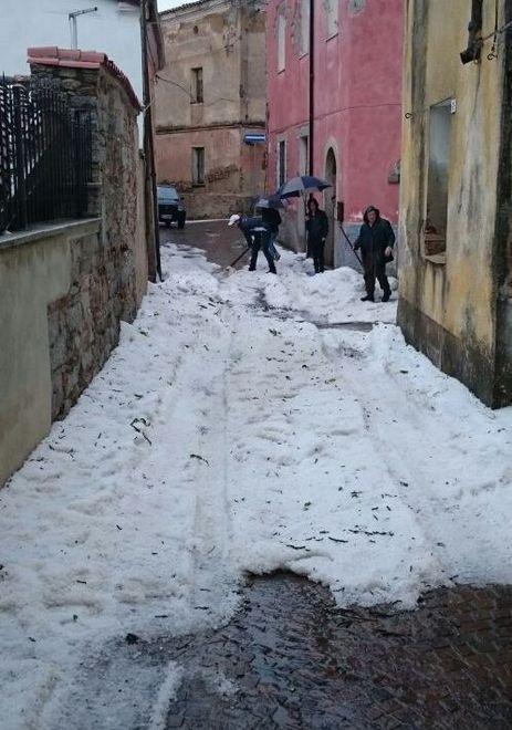 Dopo la grandinata la conta dei danni a Sorgono e Atzara 
