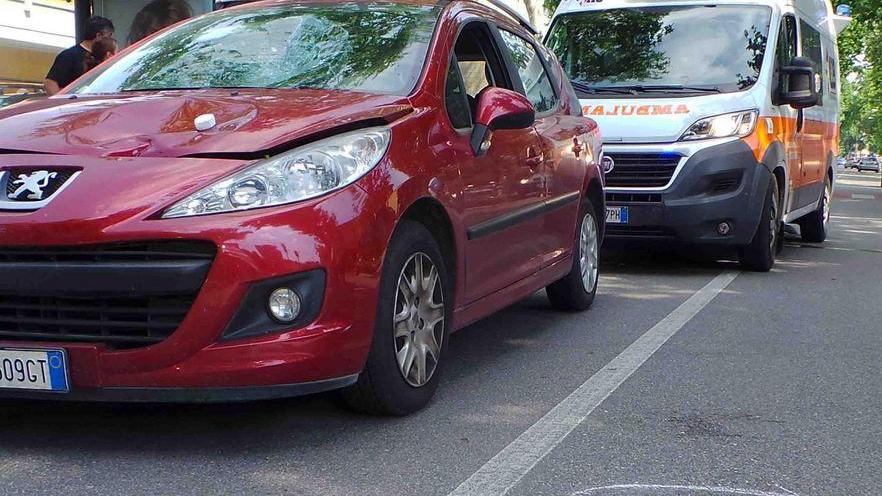 Sempre gravissime madre e figlia