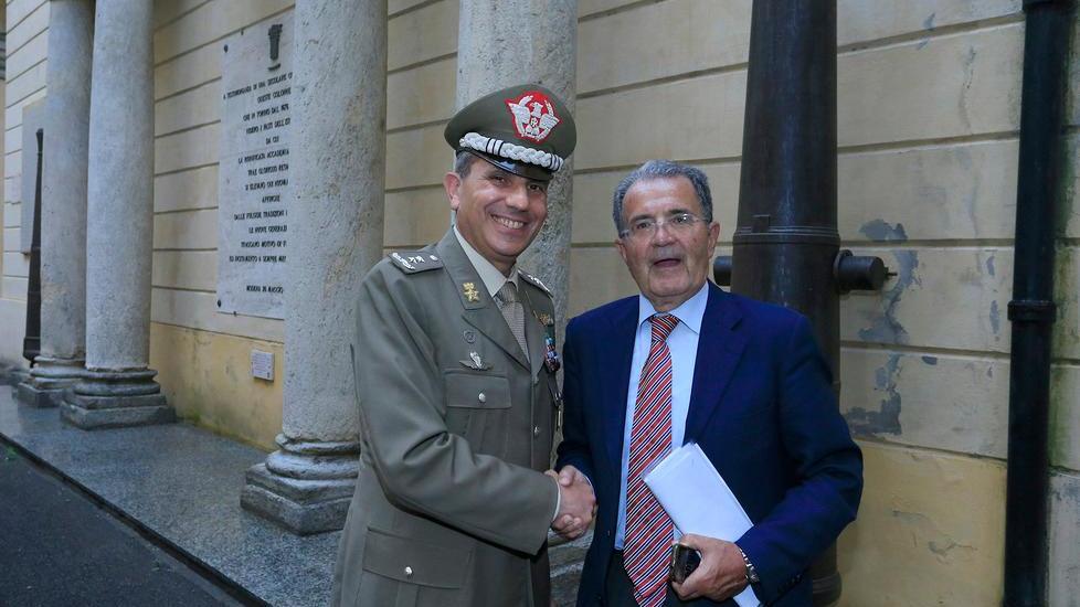 Europa e futuro, l'ex commissario europeo Romano Prodi va in Accademia Militare