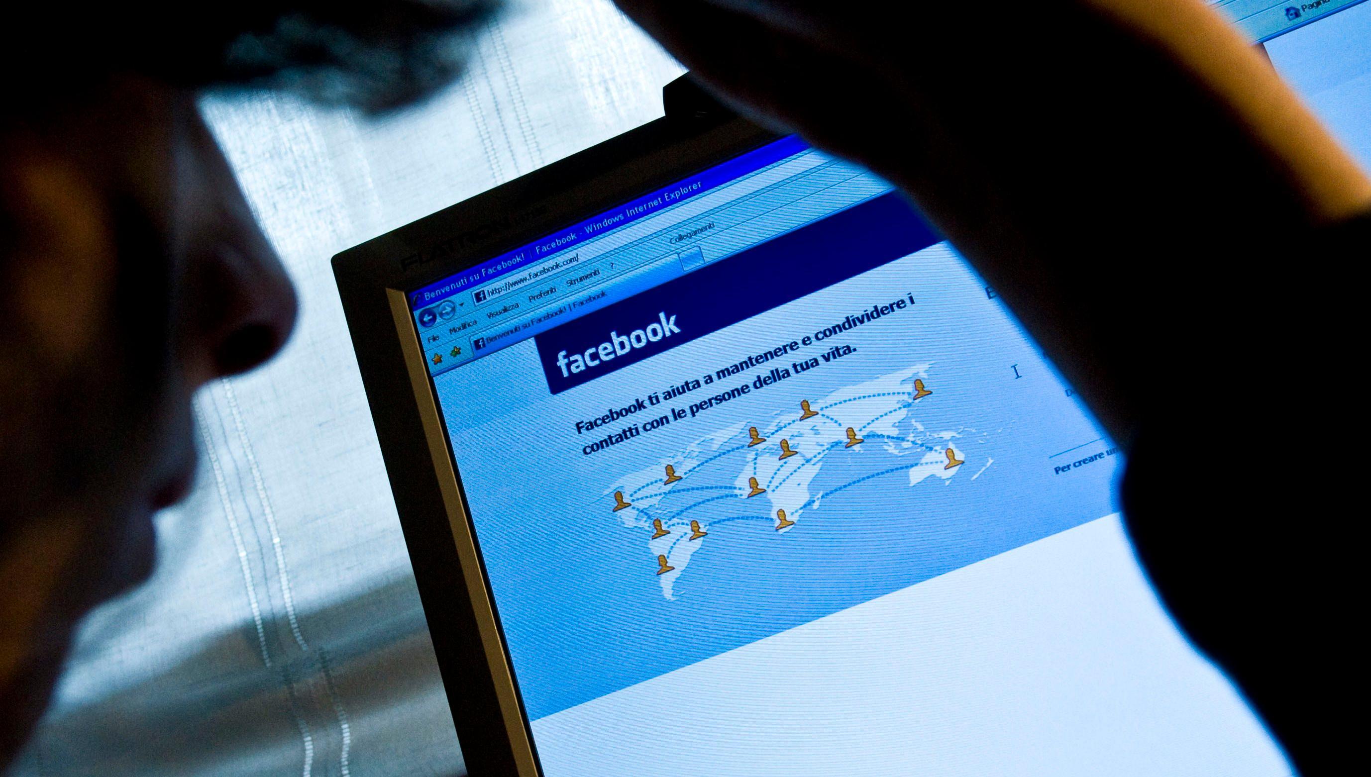 Ancora minacce via Facebook, stavolta a essere vittima è una dipendente comunale di Loiri