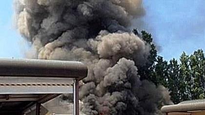 Salvò dal fuoco due commercianti