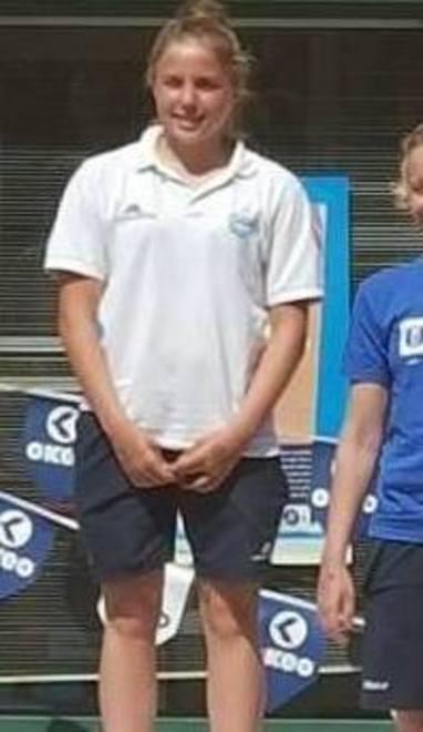 Yuna Preti vince a Sestri Levante la prova dei 5 chilometri in mare