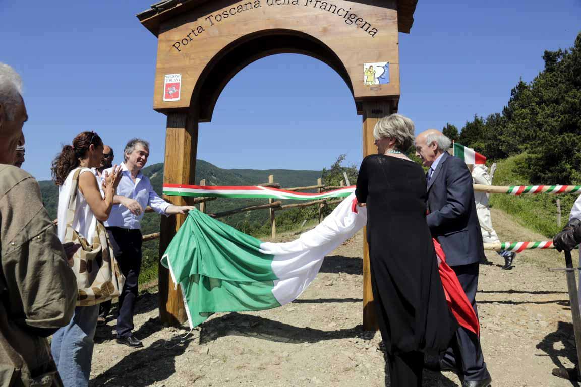 Inaugurazione dellla via Francigena sul passo della Cisa