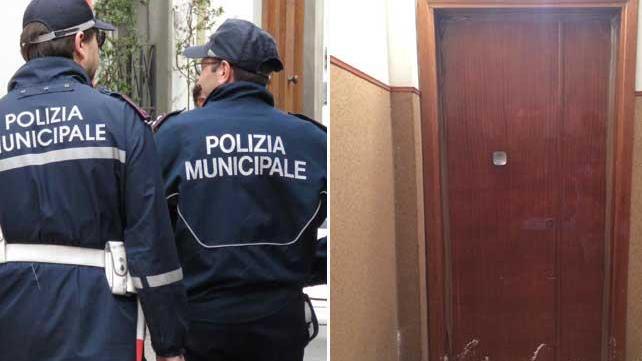 La porta d'ingresso della casa
