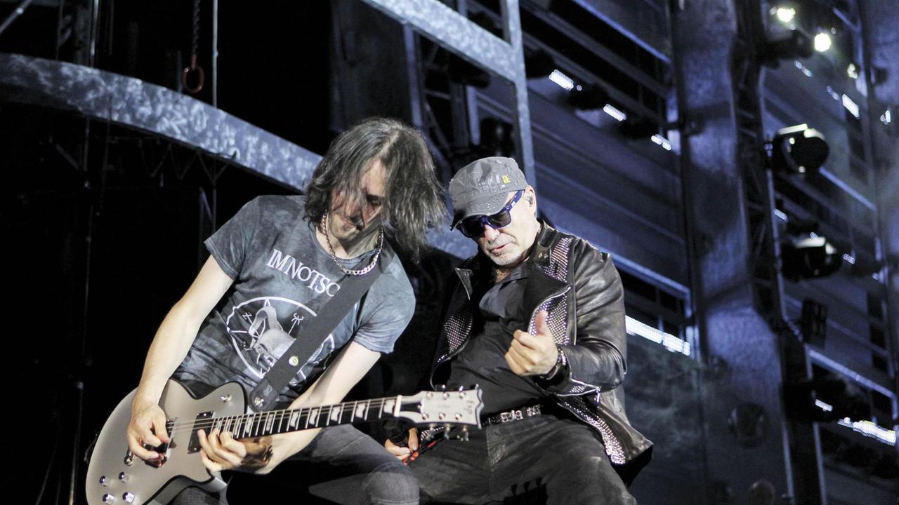 Vasco Rossi chiama quarantamila fan e fa il tutto esaurito