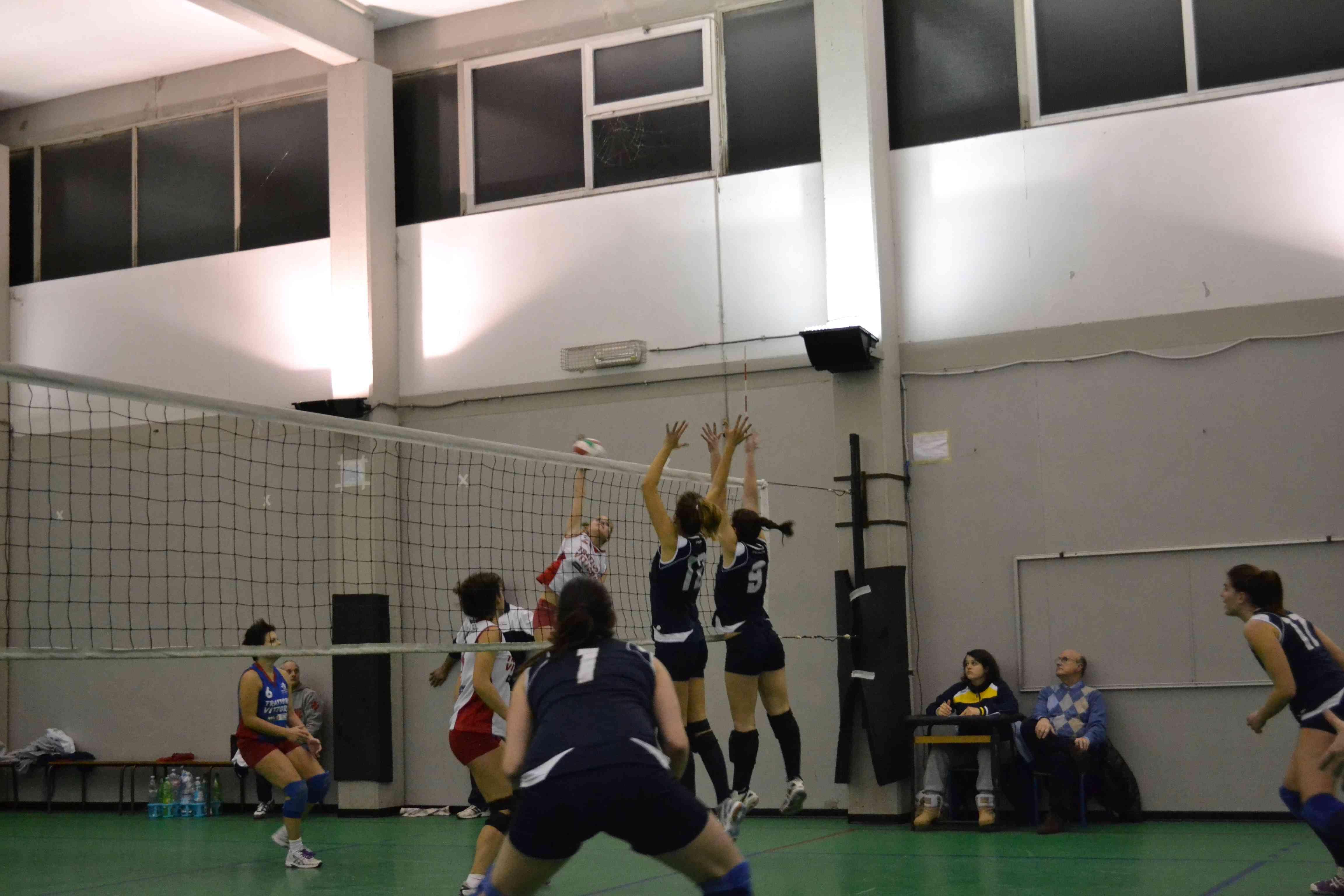 Maratona di pallavolo in aiuto a Meyer e Dynamo Camp