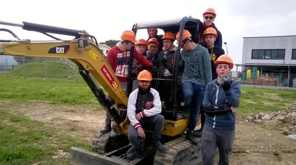 Dai banchi ai cantieri, l’esperienza dei futuri geometri