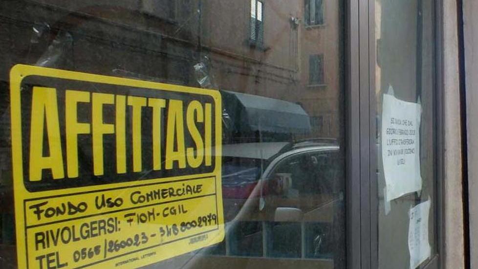 Pochi segnali di ripresa Tante serrande abbassate
