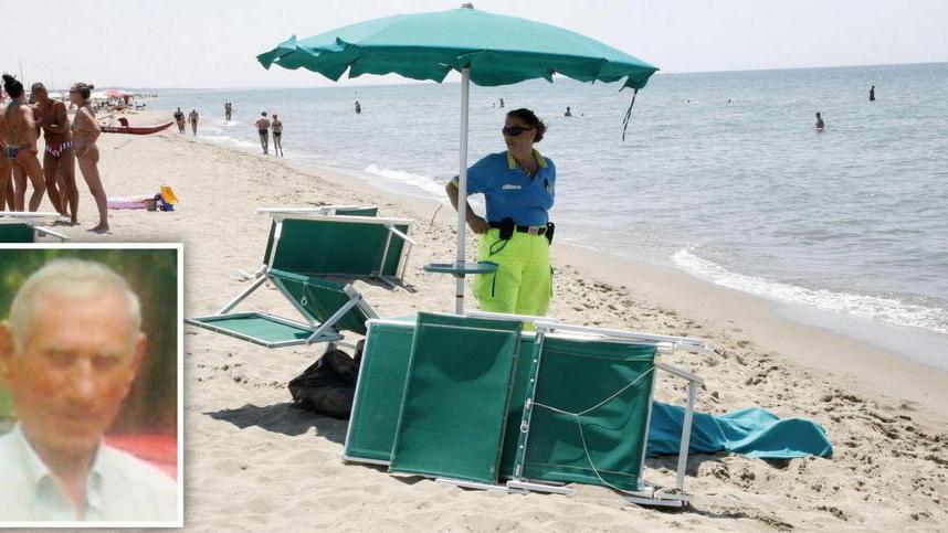 Stroncato in mare da un malore mentre fa il bagno
