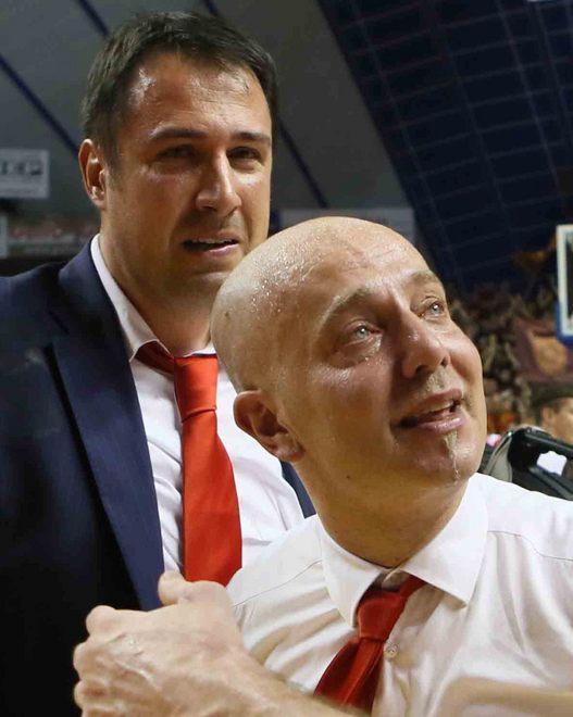  Menetti cava sangue dai suoi e non sbaglia una mossa