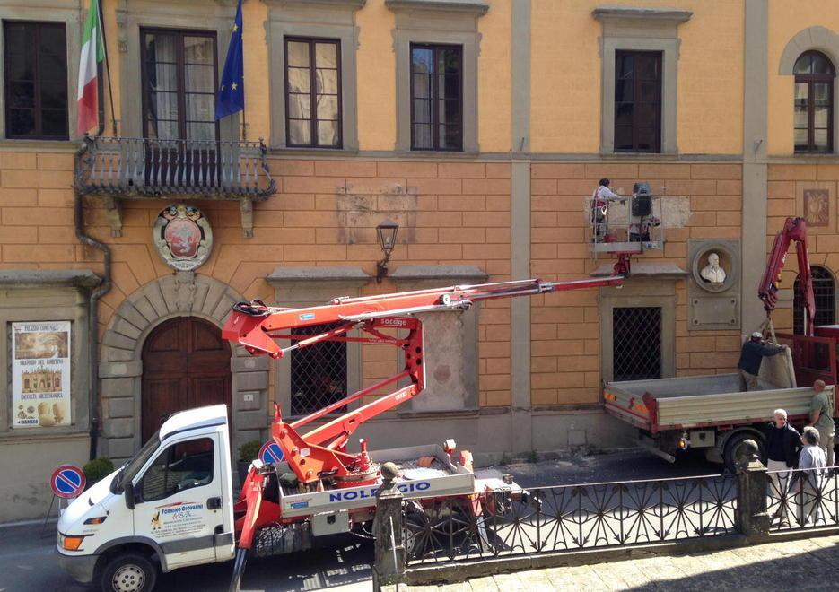 Le lapidi dell’Eccidio esposte entro il 22 luglio 