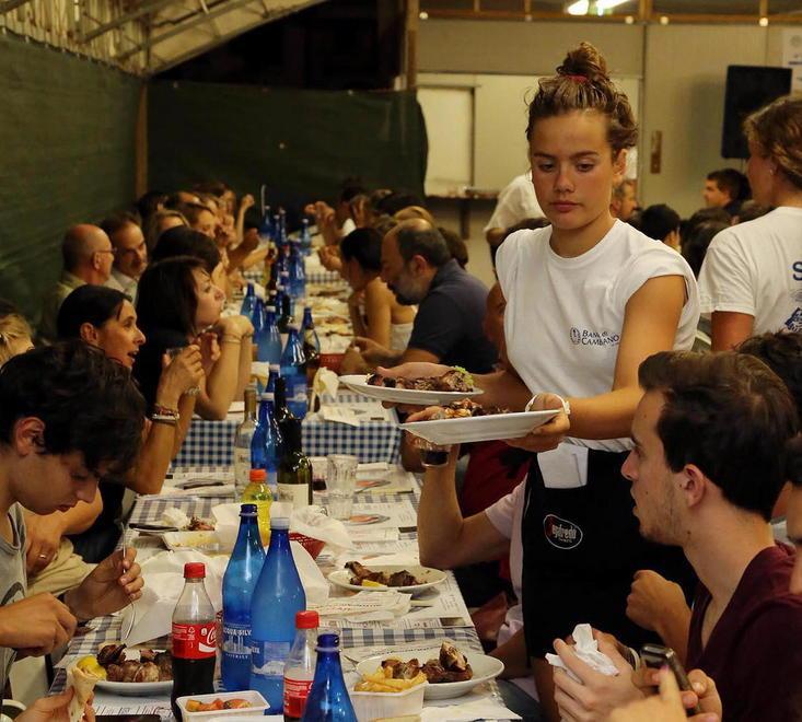 A Querceta è iniziata la stagione delle sagre 